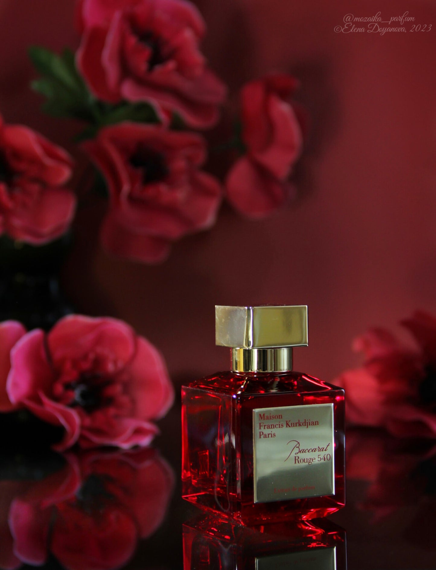 Baccarat Rouge 540 (الأبيض والأحمر)